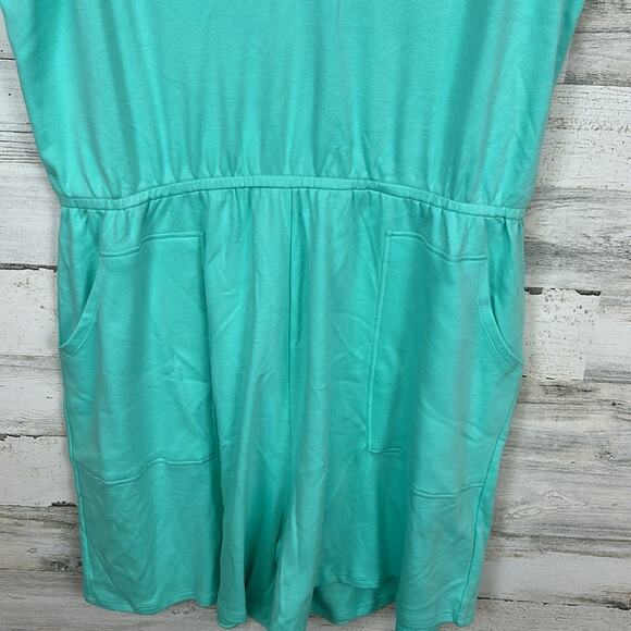 New Zenana Cotton Sleeveless V Neck Romper with Pockets Mint Green Size 3X - Picture 3 of 7